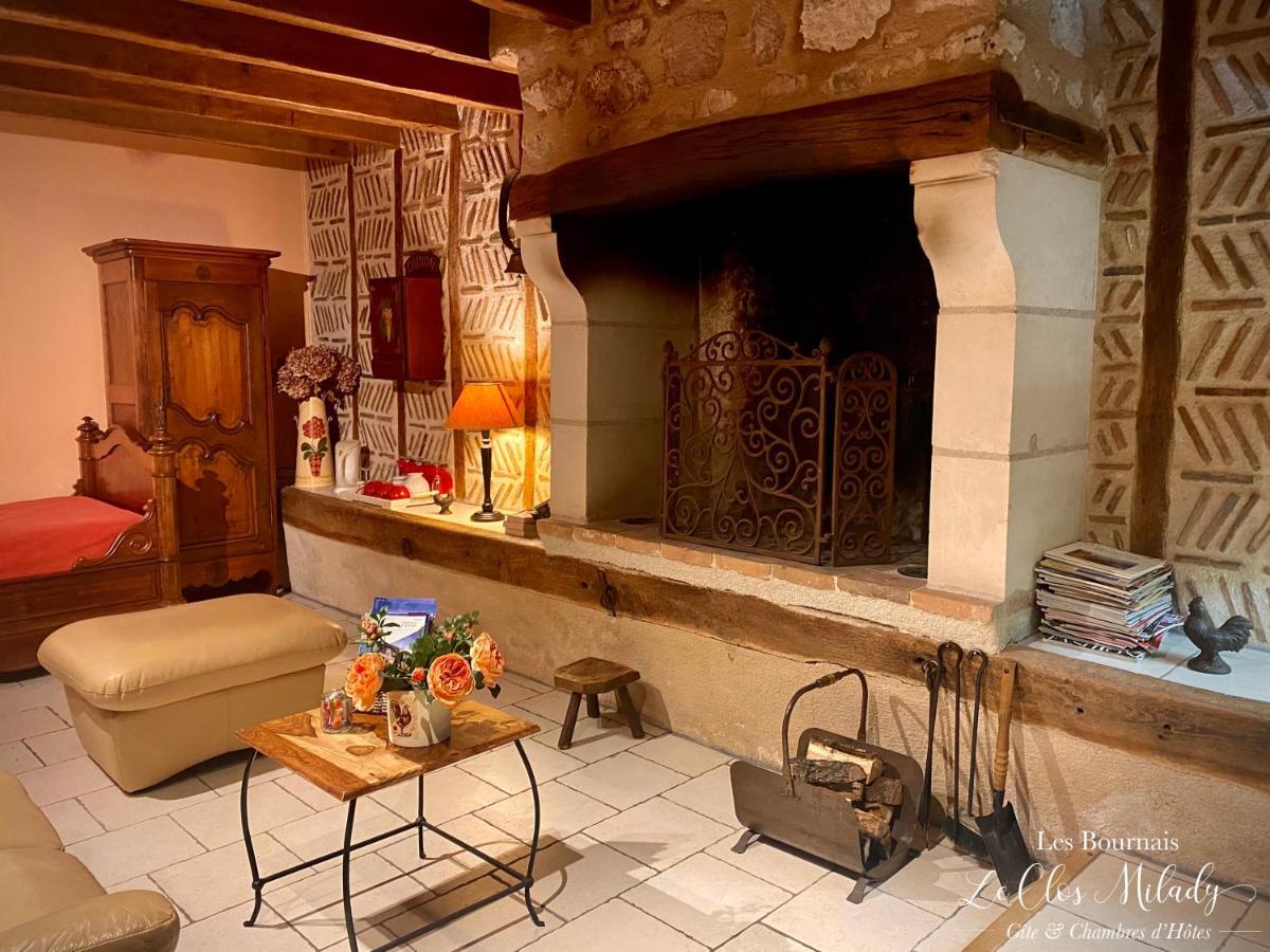 Chambres D'Hotes Les Bournais - Le Clos Milady L'Ile-Bouchard Εξωτερικό φωτογραφία