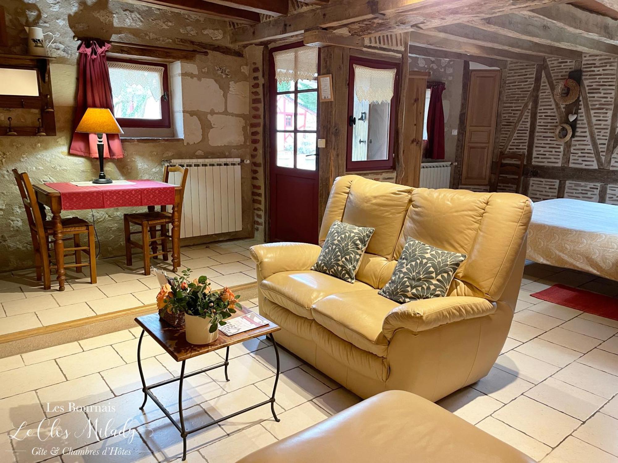 Chambres D'Hotes Les Bournais - Le Clos Milady L'Ile-Bouchard Εξωτερικό φωτογραφία